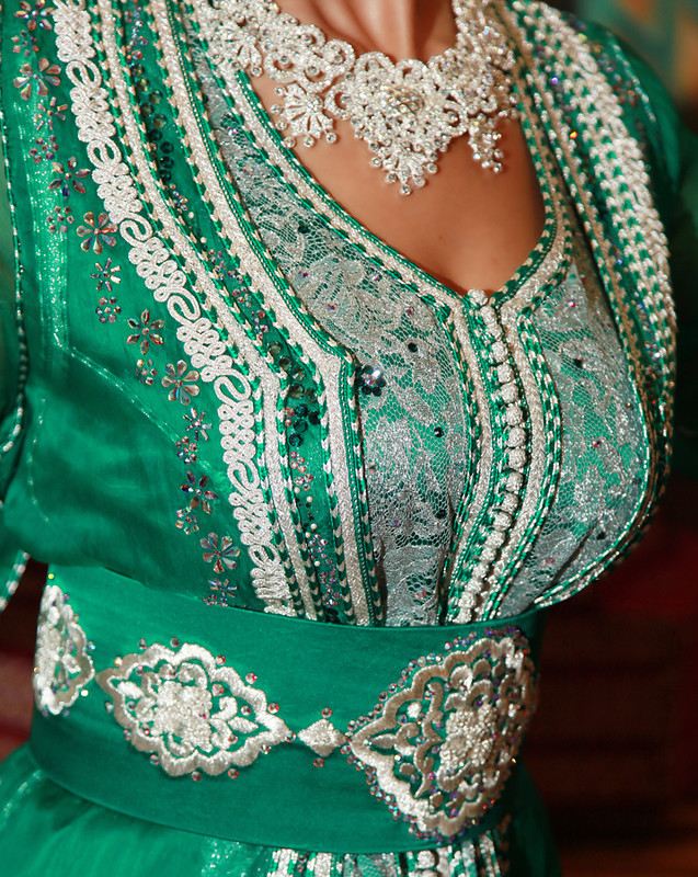 caftan-marocain-royal-vert.jpg